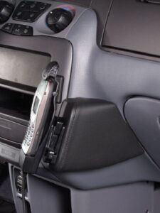 Hyundai Trajet 04/2000-2009 Kleur: Zwart