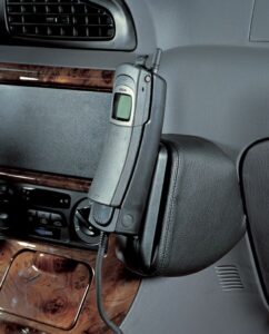 Kia Carnival 12/1998-06/2002 Kleur: Zwart