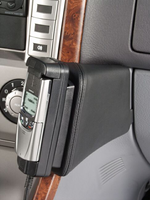 Kia Carnival 07/2002-05/2006 Kleur: Zwart