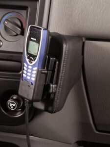 Kia Carens 02/2001-07/2002 Kleur: Zwart