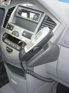 Kia Carens 08/2002-10/2006 Kleur: Zwart