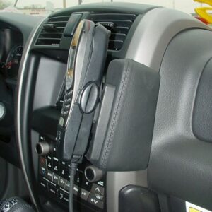 Isuzu Axiom 2003-2009 Kleur: Zwart