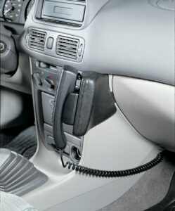 Toyota Corolla 1997-01/2002 Kleur: Zwart