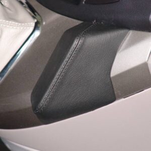 Mitsubishi Grandis 04/2004-2010 Kleur: Zwart