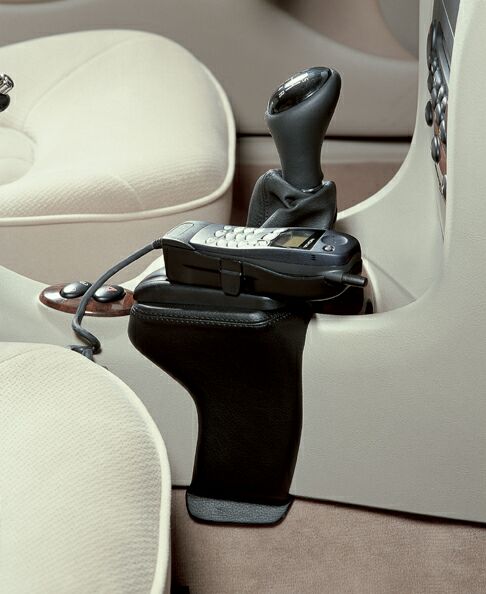 MG ZT-180 04/2002-2005 Kleur: Zwart