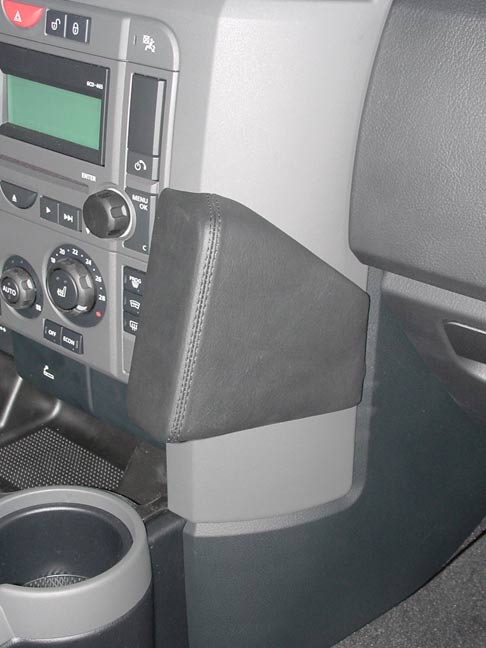 Land Rover Discovery 11/2004-2009 Kleur: Zwart