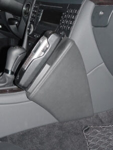 Mercedes Benz CLS-Klasse (C219) 10/2004-12/2010 Kleur: Zwart