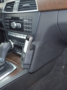 Mercedes Benz C-Klasse (W204) 04/2010-2014 Kleur: Zwart