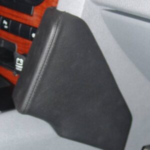 Jeep Commander 10/2004-12/2010 Kleur: Zwart