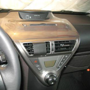 ProClip - Toyota iQ 2009-2019 Center mount