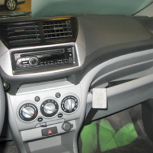 ProClip - Nissan Pixo 2009-2015- Suzuki Alto 2009-2016 Angled mount