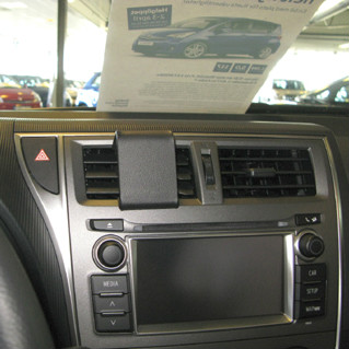 ProClip - Subaru Trezia 2011-2014- Toyota Verso S 2011-2016 Center mount