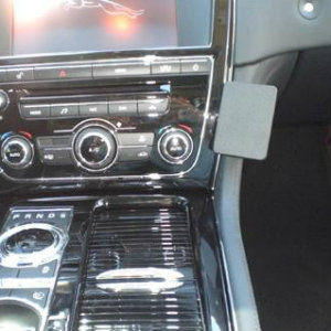 ProClip - Jaguar XJ 2010-2019 Angled mount