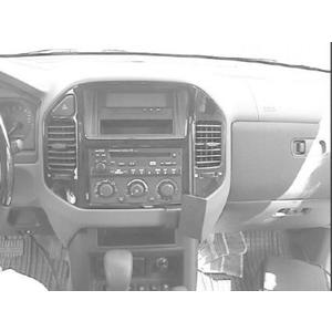 ProClip - Mitsubishi Pajero/ Shogun 2000-2006 Angled mount