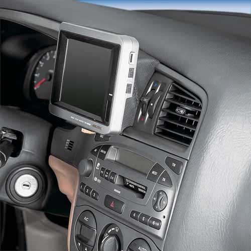 Nissan Primera (P11) 1996-06/2004 Kleur: Zwart