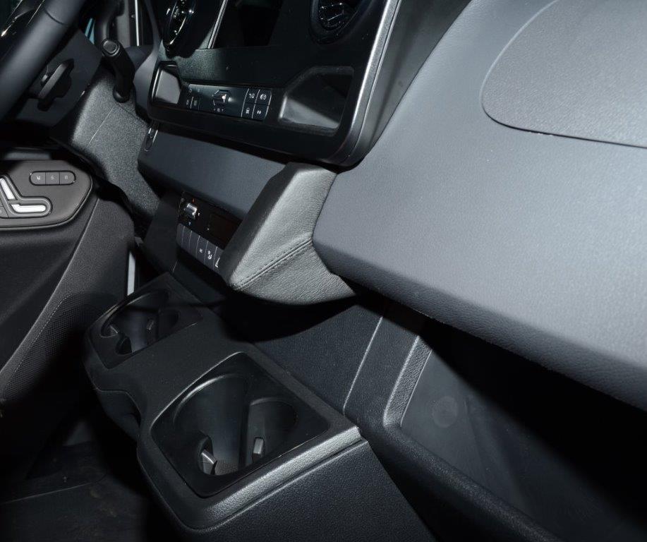 Mercedes Benz Sprinter 2018- zwart