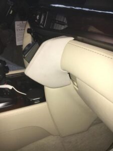 Toyota LandCruiser 200 2015-2019 Kleur: Zwart