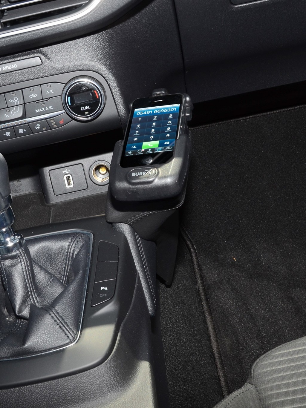 Ford Focus 08/2018-2022 Kleur : Zwart