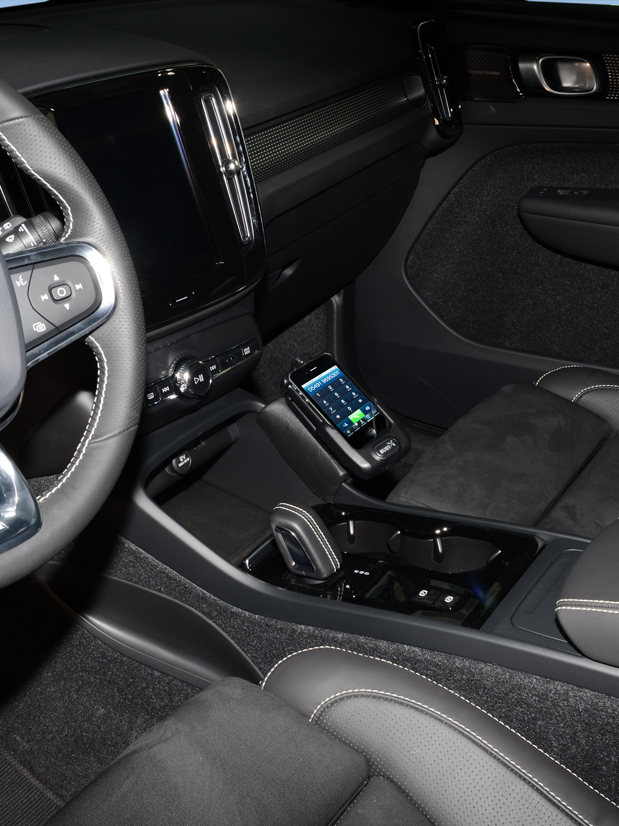 Volvo XC40 2017-2020 Kleur: Zwart