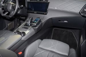 Citroën DS7 2018-2022 Kleur : Zwart