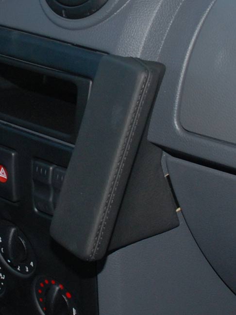 Dacia Logan 07/2005 -06/2008 Kleur: Zwart