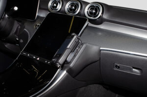 Mercedes Benz C-Klasse 2021-2022 Kleur: Zwart