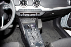 Audi Q2 (Type GA) 2016-2019 Kleur: Zwart