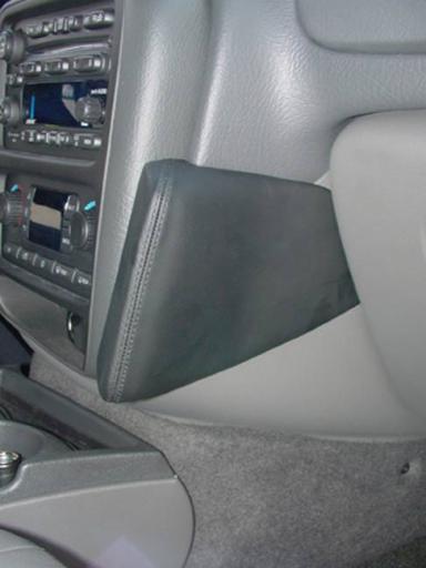 Chevrolet Trail Blazer 2001-2009 Kleur: Zwart