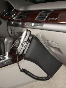 Audi A8 2002-2010 Kleur: Zwart