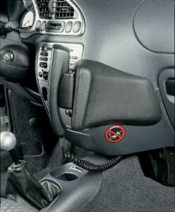 Ford Fiesta 1996-04/2002 Kleur: Zwart