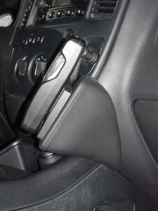 Ford Maverick 06/2004-2007 Kleur: Zwart