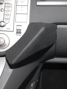 Ford Kuga 06/2008-2012 Kleur: Zwart