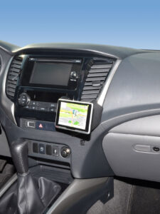 Mitsubishi L200 10/2015-2019 Kleur: Zwart