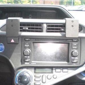 ProClip - Toyota Prius c 2012-2017 Center mount