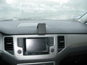 ProClip - Volkswagen Golf Sportsvan 2015-2021 Center mount