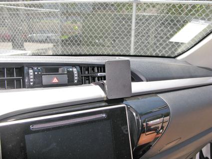 ProClip - Toyota HiLux 2016-> Angled mount