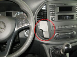 ProClip - Mercedes Benz Vito 2015-2023 Center mount ( handgeschakeld)