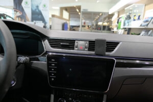 ProClip - Skoda Superb 2020-2023 Center mout