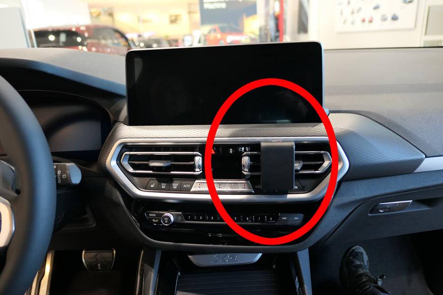 ProClip - BMW X3 2022-> / X4 2022-> /iX3 2023->Center mount