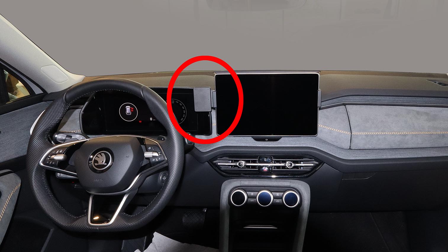 ProClip - Skoda Kodiaq 2024-> Center mount