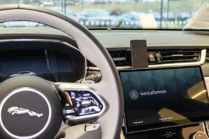 Proclip Jaquar XF 2024- Center Mount