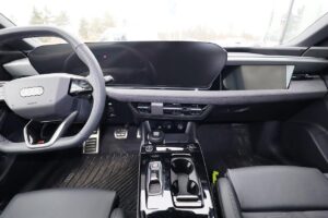 Proclip Audi A6 e-tron 2025-2026 (Center mount)