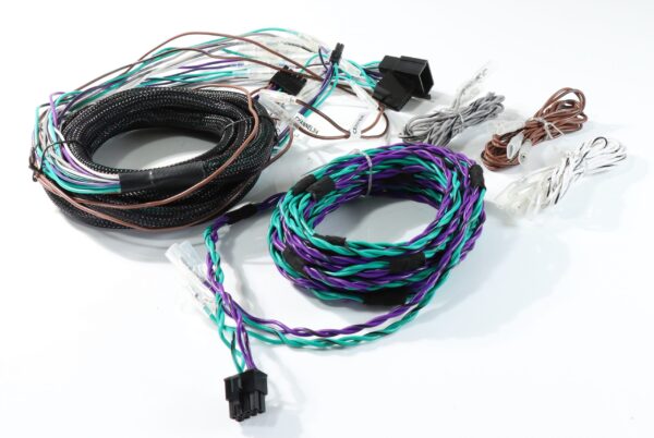AUDIO SYSTEM 4+1-CHANNEL PLUG & PLAY ADAPTER-CABLE for all DSP Amplifier