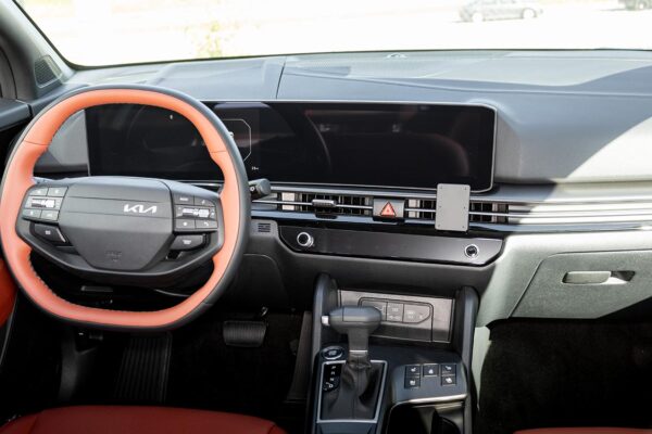 Proclip Kia Sportage 26- Center mount